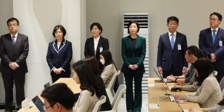 Cabinet Shake-Up: President Yoon Initiates Major Cabinet Overhaul Ahead of General Elections