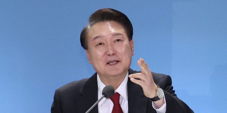 President Yoon Announces Overhaul of Land Regulations for Economic Growth