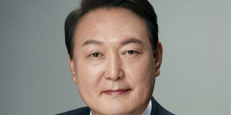 President Yoon Suk-yeol’s Approval Holds Steady at 39 Percent Amid Political Landscape Shifts