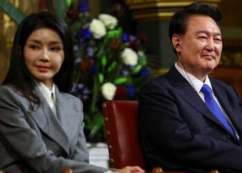 South Korea’s First Lady Questioned in Dior Handbag and Stock Manipulation Scandal