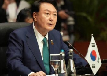 Yoon Urges North Korea to Take Steps Toward Denuclearization and Cooperation