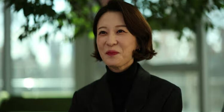 “Last Line of Defense”: Ahn Gwi-ryeong’s Viral Act of Defiance