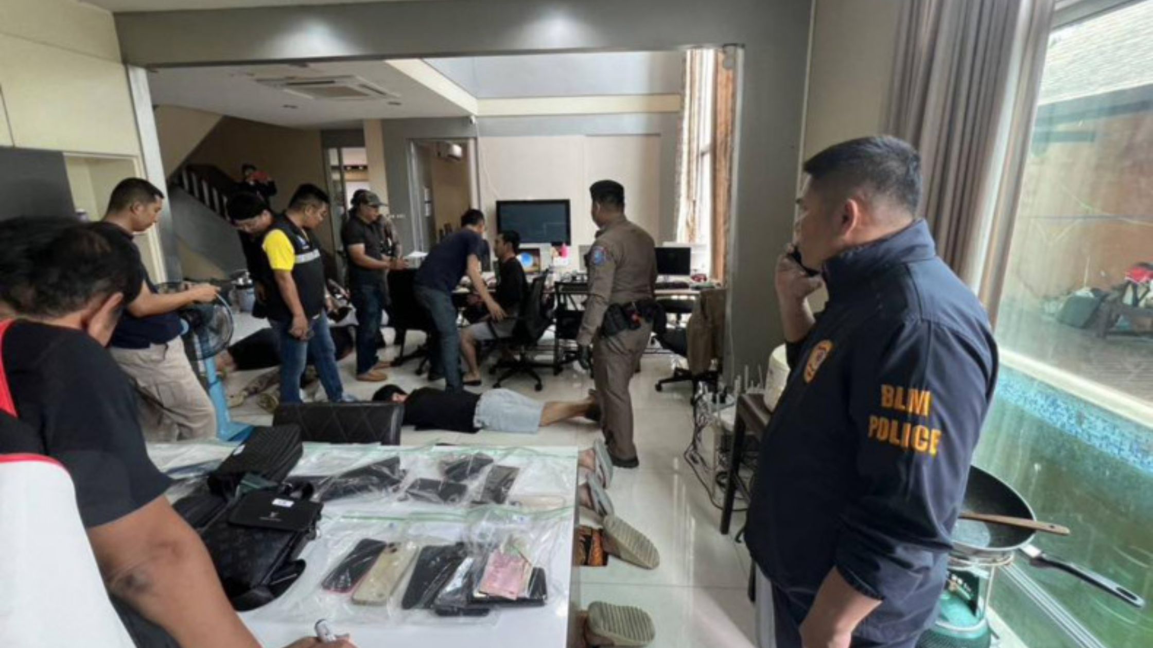 South Korean Loan Shark Gang Busted in Pattaya Raid; One Critically Injured Fleeing Police