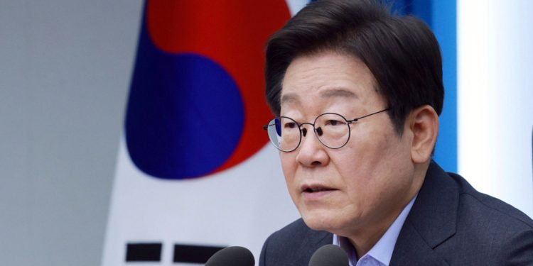 South Korea’s President Seeks to Restore Border Agreement, Urges Dialogue With Pyongyang