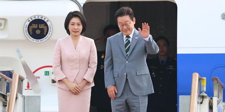 President Lee Heads to Malaysia for ASEAN Summit, Aims to Deepen Regional Cooperation