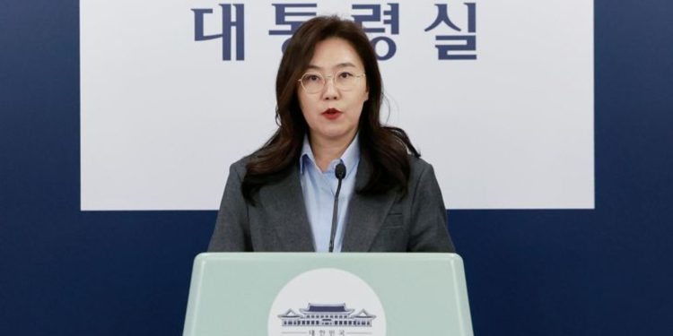Seoul Brings Back 107 Suspects as Cambodia Scam Probe Expands